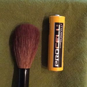 Makeup - Wayne Goss Cheek Brush #14 Makeup - Wayne Goss Cheek Brush #14